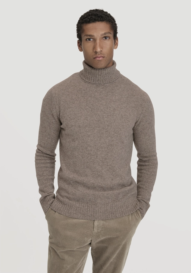 Knitted turtleneck sweater regular made of yak wool and virgin