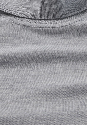Knitted turtleneck sweater regular made of pure organic merino wool - 5
