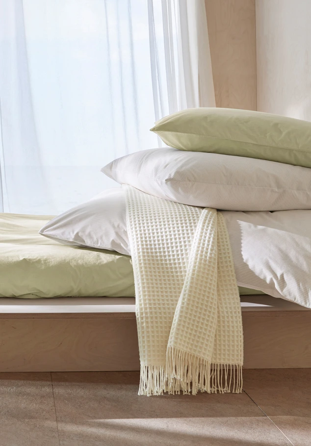 Wollmix Waffle Plaid YARA aus Bio-Lambswool mit Bio-Baumwolle