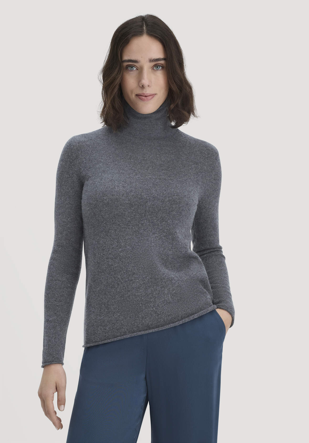Thumbnail - hessnatur Damen FTC × HESSNATUR Rollkragen Pullover Regular aus Cashmere - grau - Größe M