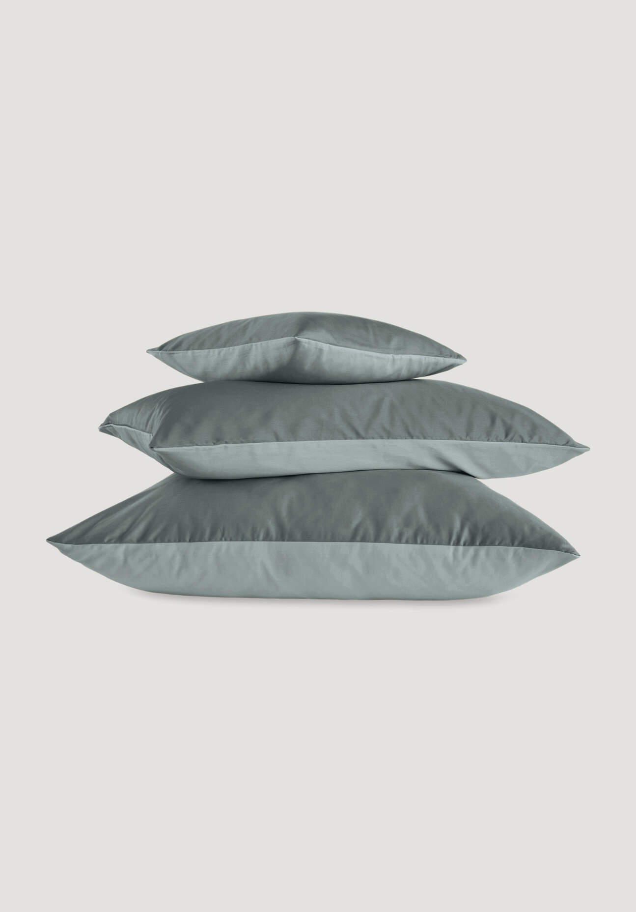 hessnatur Satin Wende-Kissenbezug aus Bio-Baumwolle - grün - Größe 80x80 cm günstig online kaufen