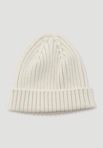 Knitted hat made from pure organic cotton