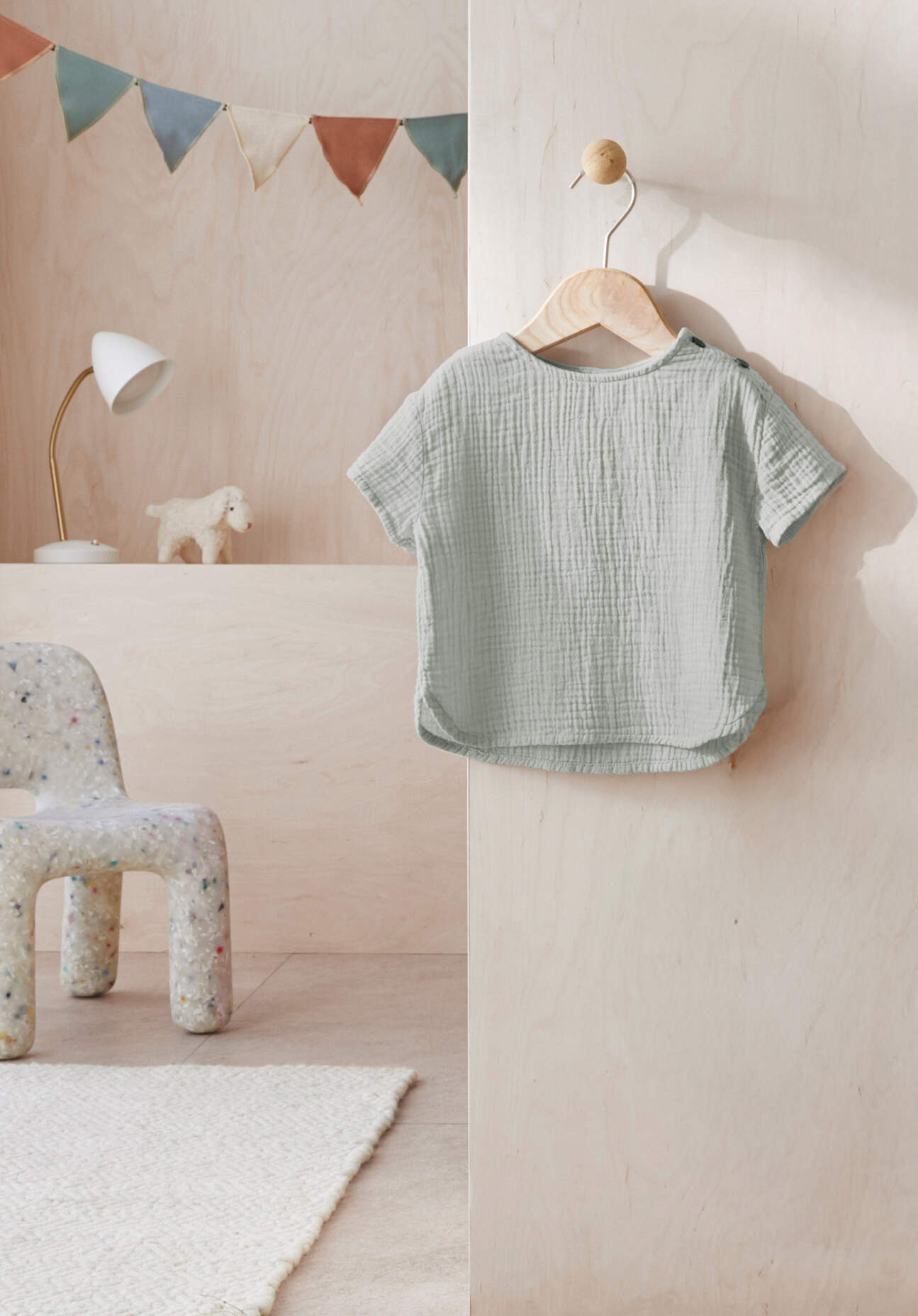 hessnatur Baby Musselin Shirt aus Bio-Baumwolle - grau Grösse50/56