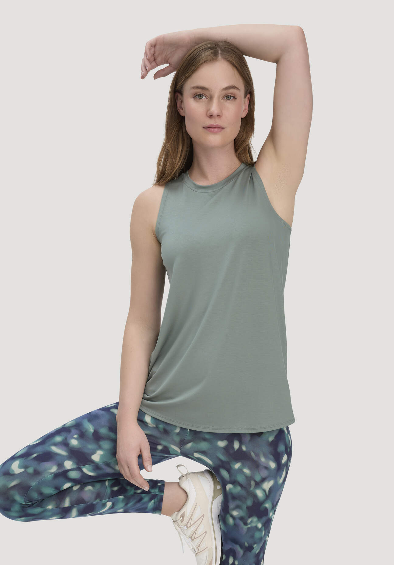hessnatur Loungewear Top Regular ACTIVE COMFORT - grün Größe 38