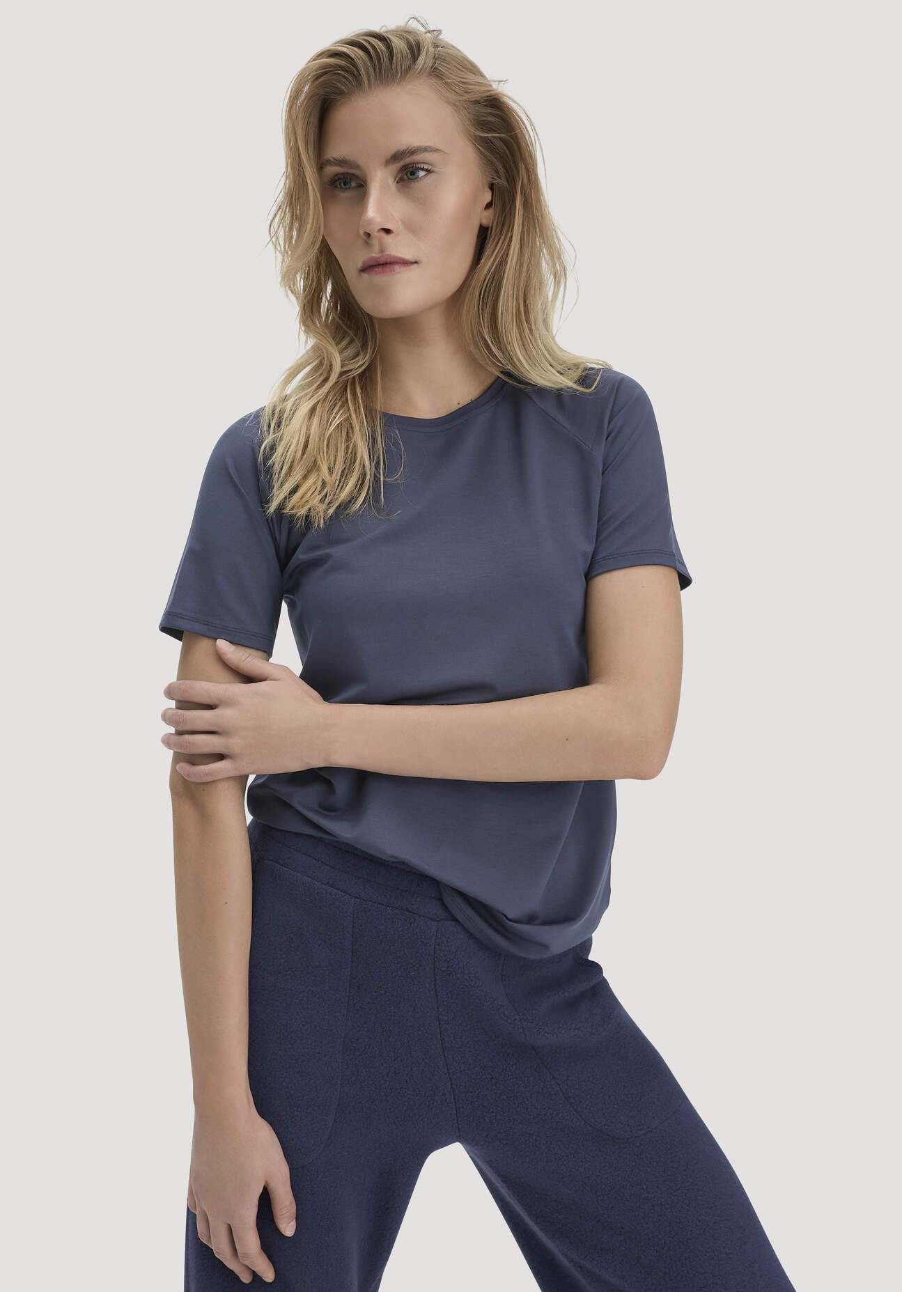 hessnatur Loungewear T-Shirt Regular ACTIVE COMFORT aus TENCEL™ Lyocell - blau Größe 38