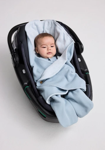 Piqué swaddle blanket made of pure organic cotton - 2