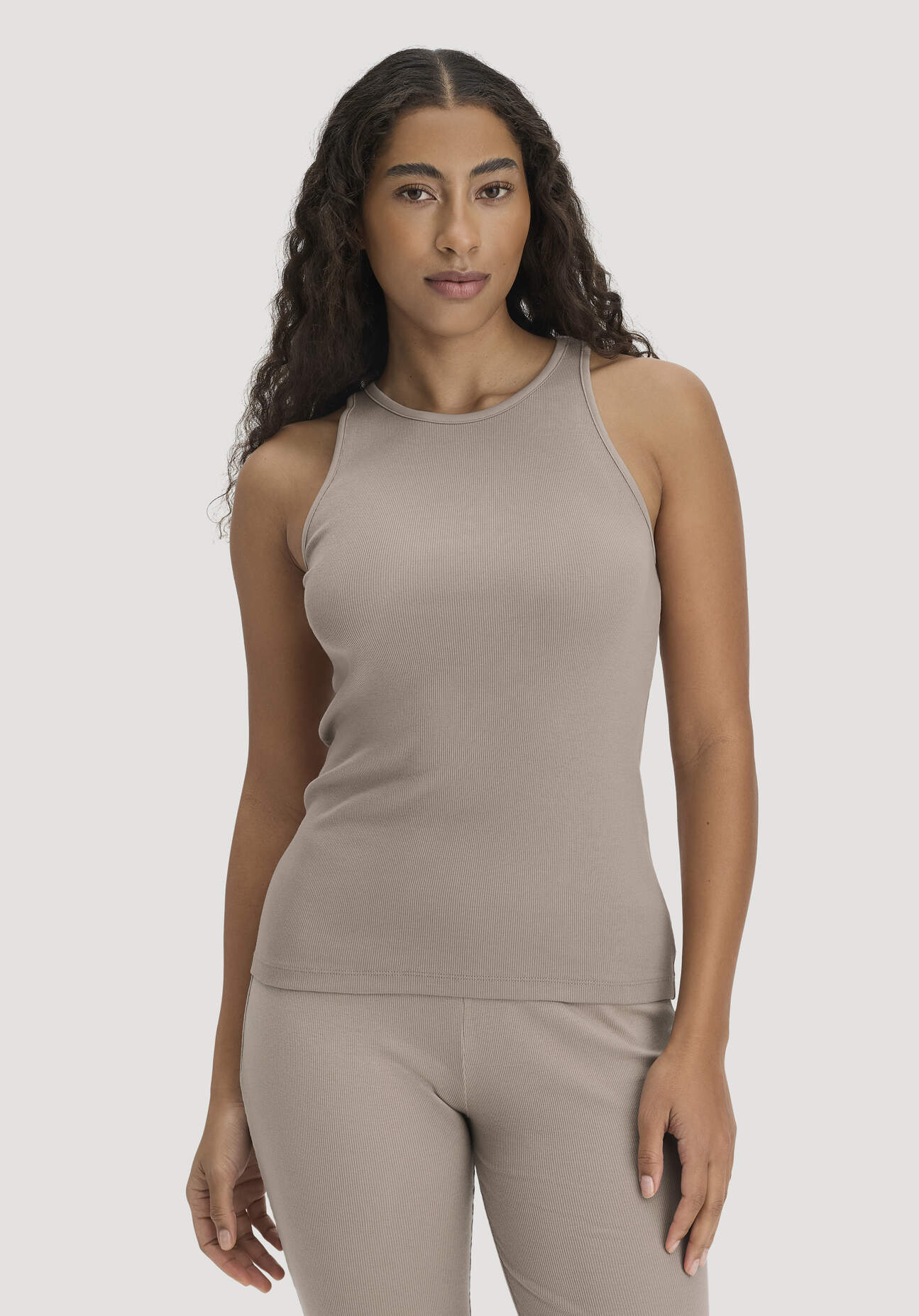 hessnatur Damen High-Neck Ribtop SOFT RIB aus Bio-Baumwolle - beige Größe 40