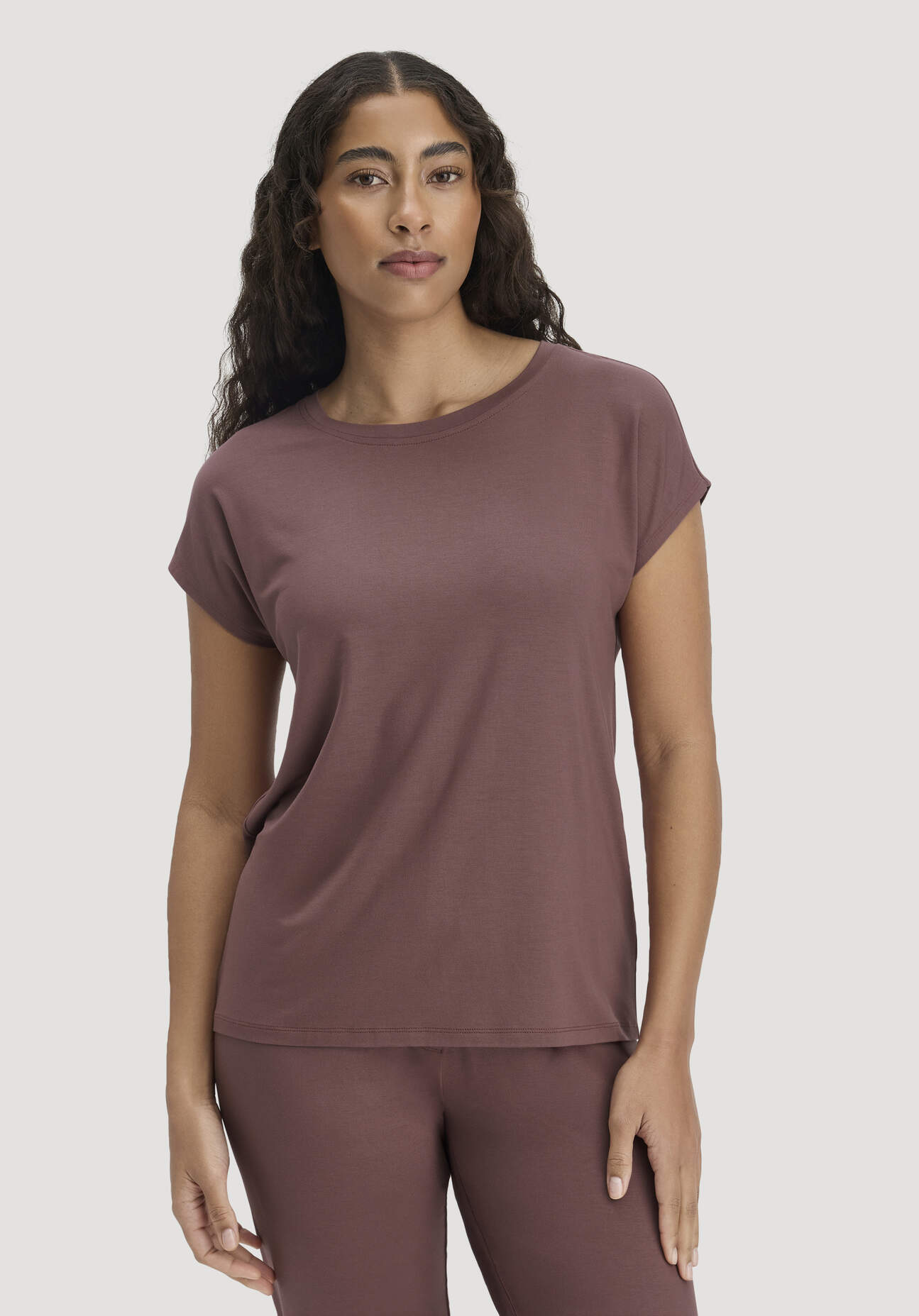 hessnatur Damen Schlaf T-Shirt PURE FLOW aus TENCEL™ Modal - braun Grösse34