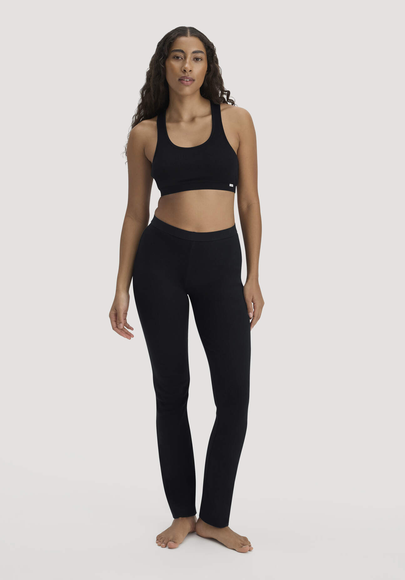 hessnatur Damen Leggings Flared SOFT RIB aus Bio-Baumwolle - schwarz Größe 44