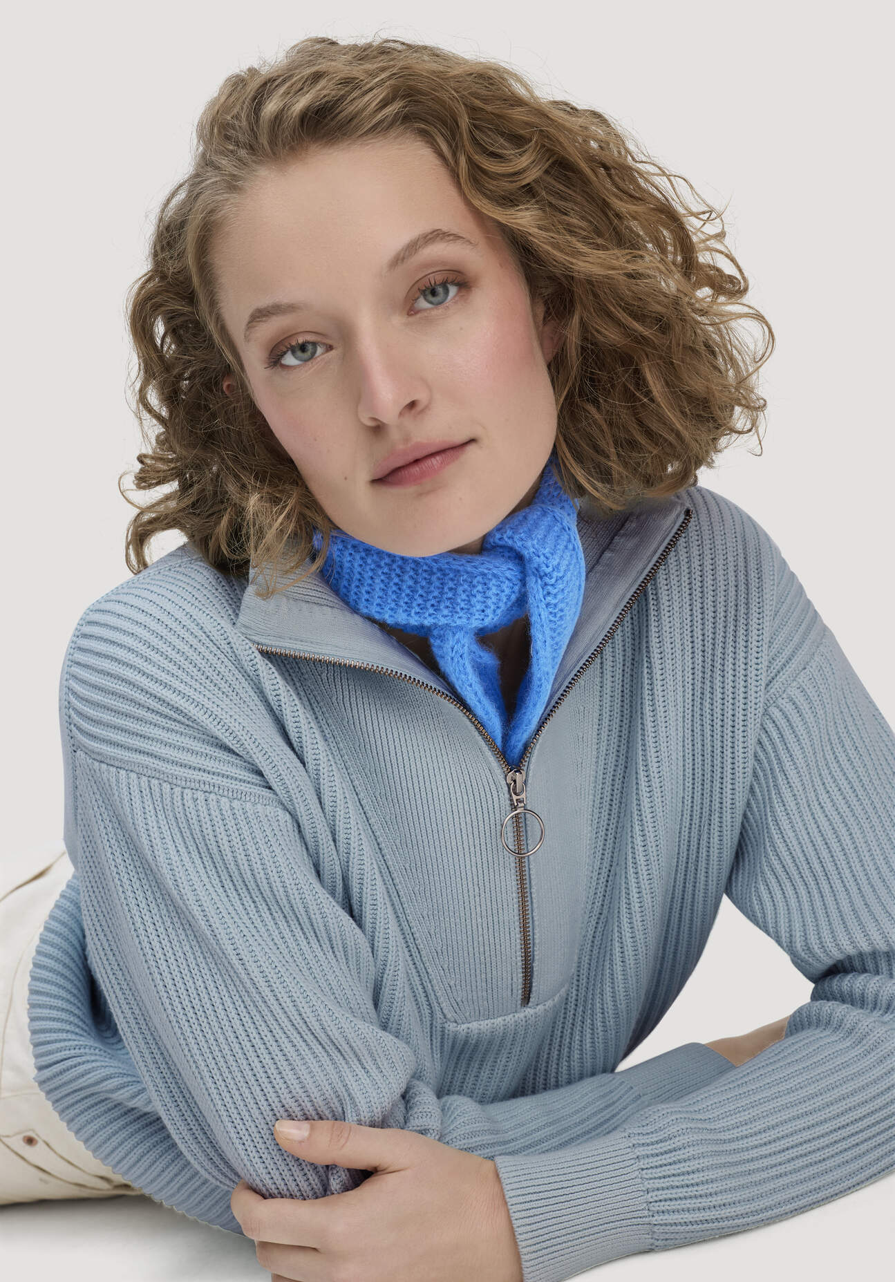 hessnatur Damen Strick Tuch - blau Größe 1size