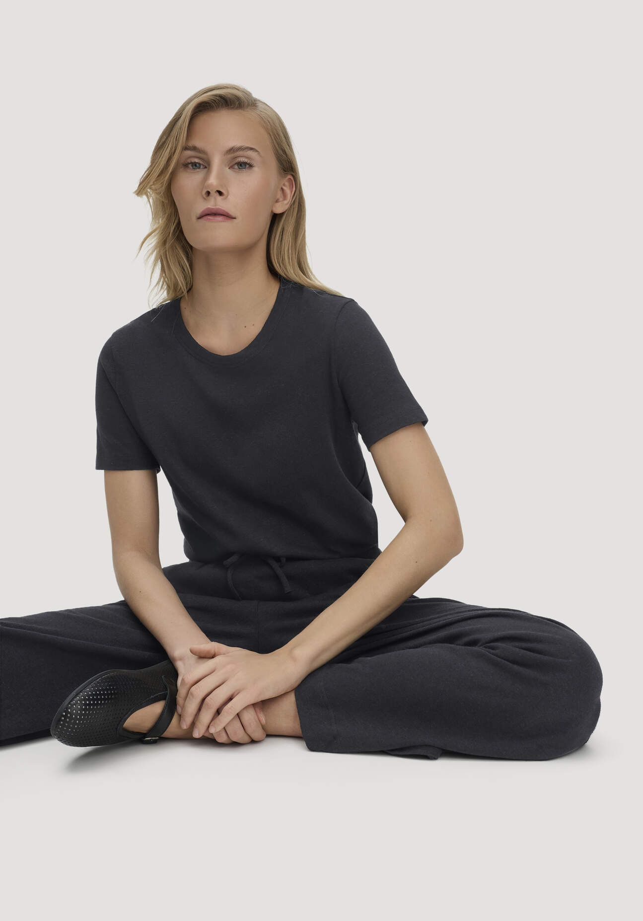 hessnatur Damen Mary Jane Ballerina aus Nappaleder - schwarz Größe 38