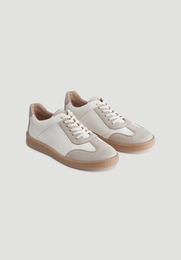 Court Sneaker aus chromfrei gegerbtem Leder
