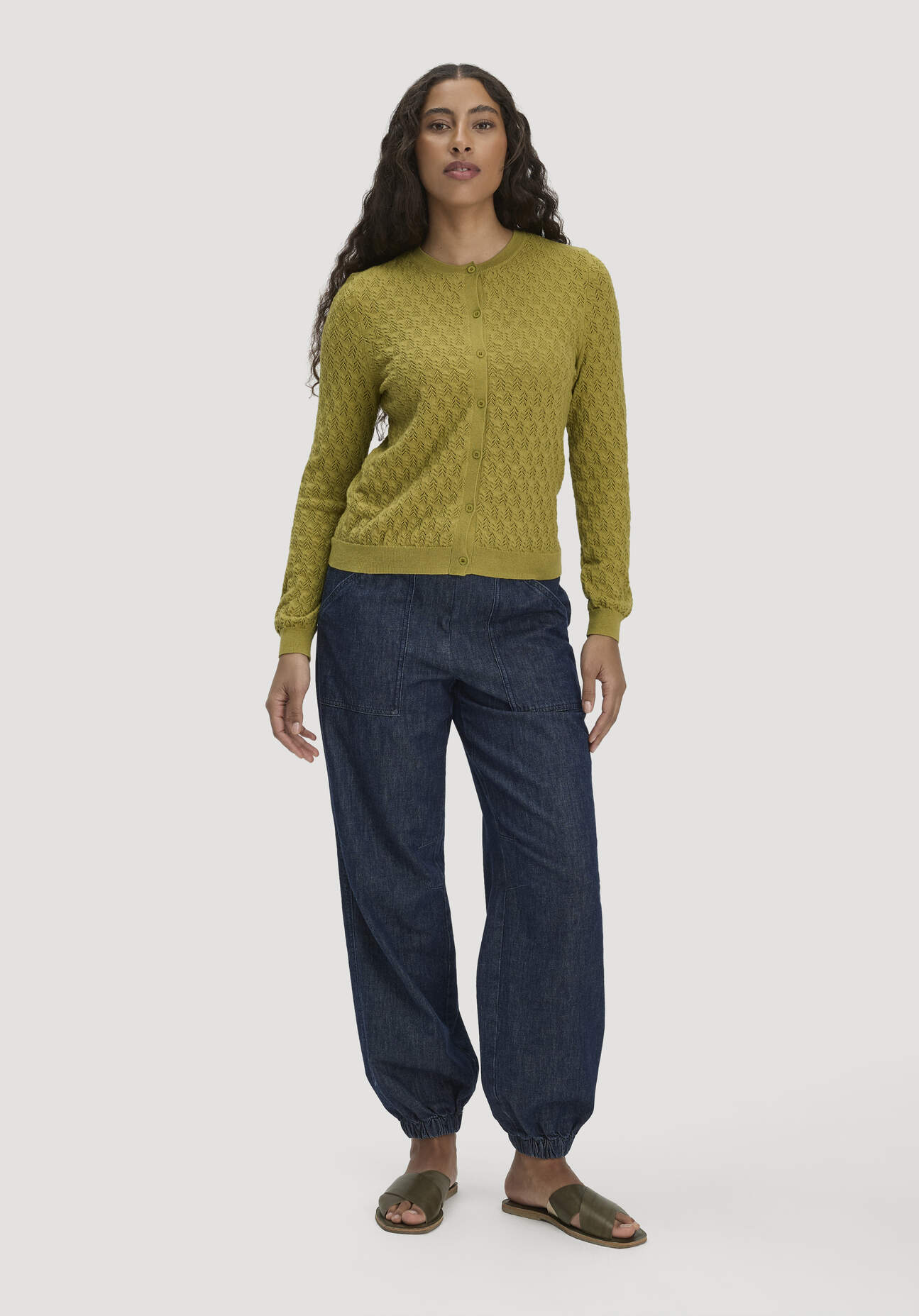 hessnatur Damen Pantolette aus chromfrei gegerbtem Leder - grün Größe 38