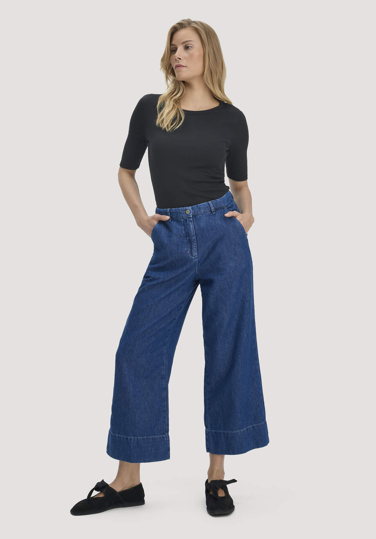 hessnatur Damen Pantolette aus chromfrei gegerbtem Nubuk-Leder - schwarz Größe 38