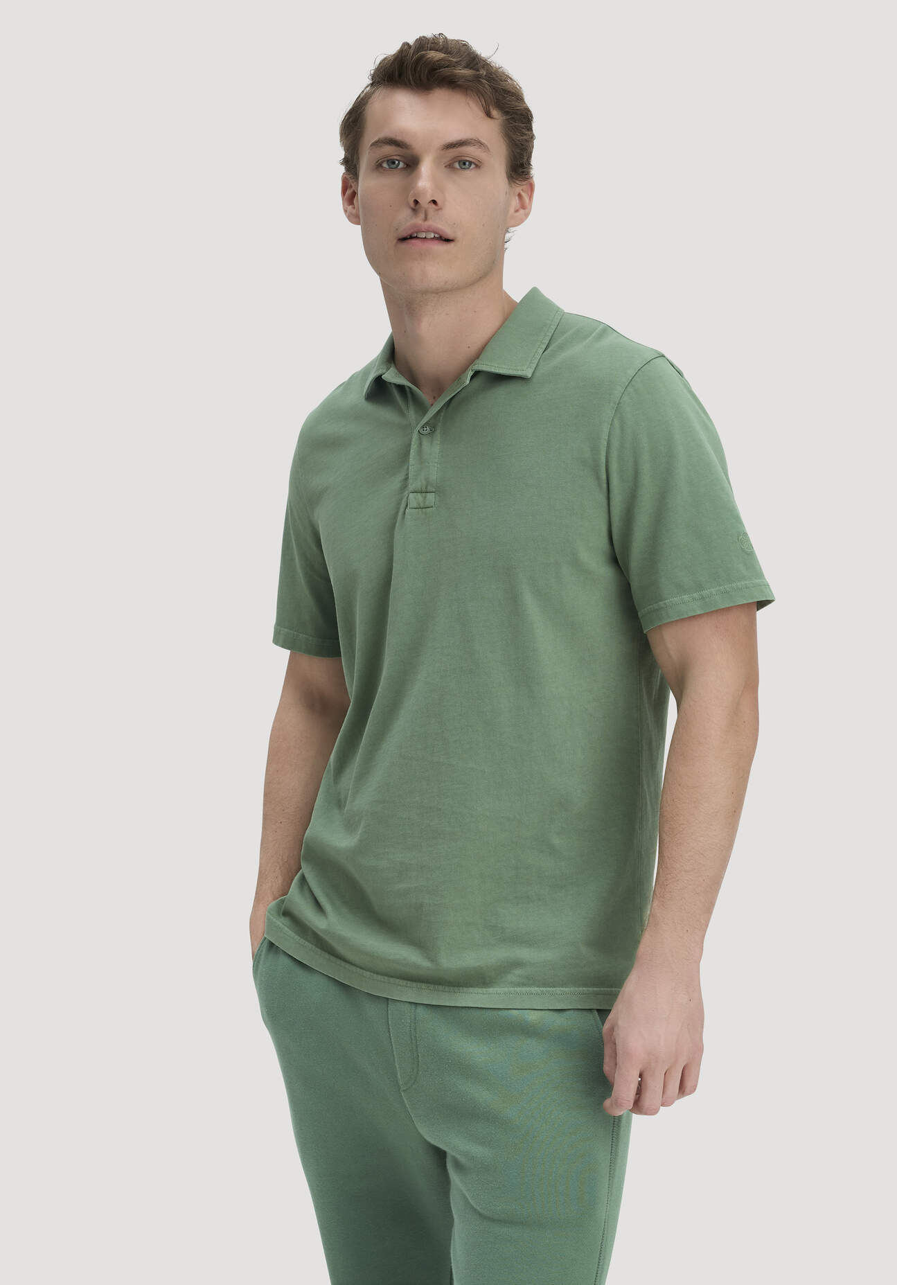 hessnatur Herren Jersey Polo Regular aus Bio-Baumwolle - grün Grösse46