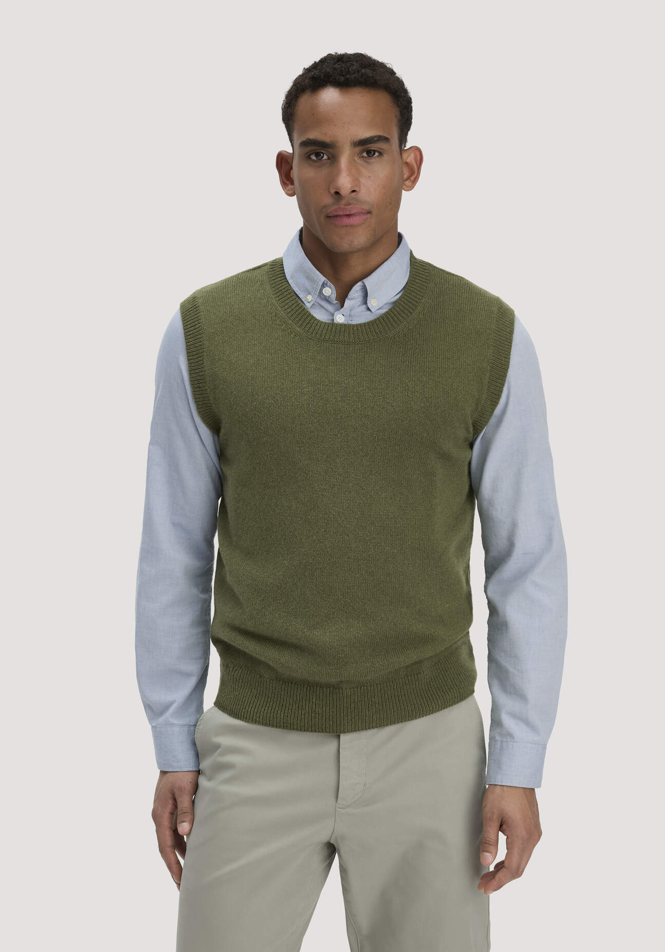 hessnatur Herren Strick Pullunder Regular aus Bio-Merinowolle mit Bio-Baumwolle - grün Größe XXL