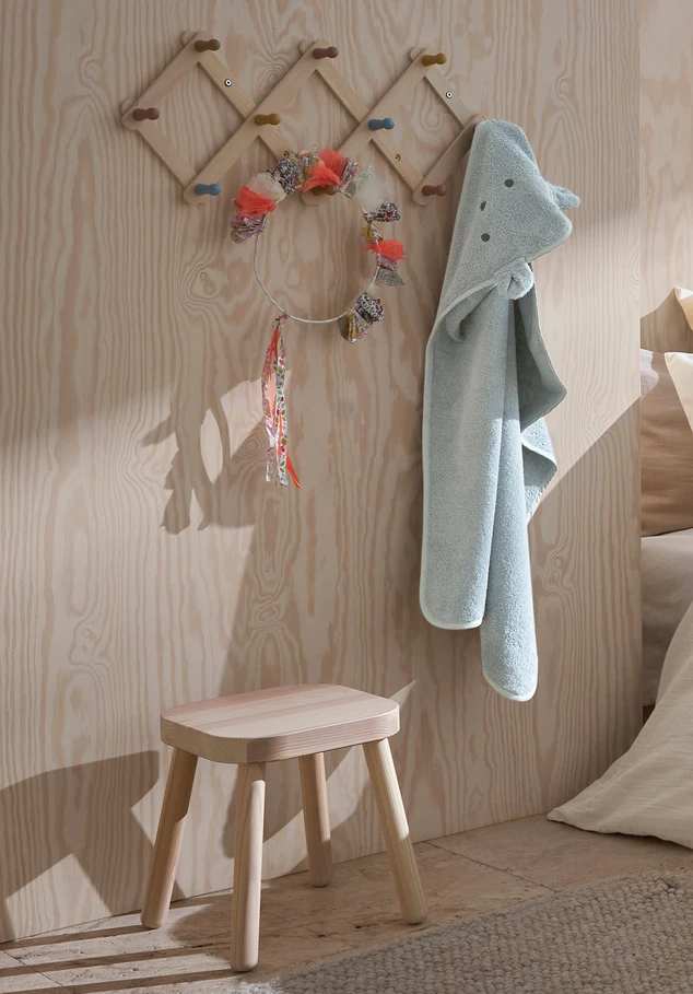 Baby bath towel with hood made of pure organic cotton