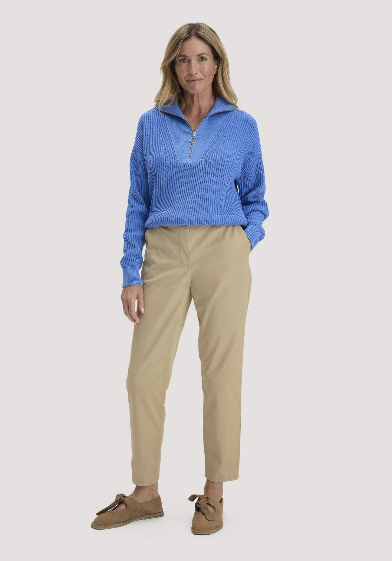 hessnatur Damen Chino Straight Leg Regular aus Bio-Baumwolle - beige Größe 38