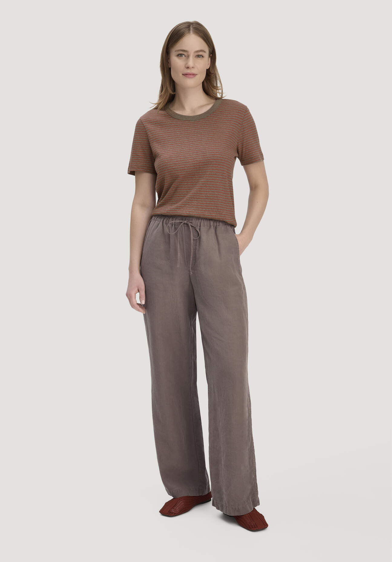 hessnatur Damen Hose Wide Leg aus TENCEL™ Lyocell mit Leinen - braun Grösse34