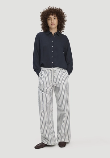 Relaxed blouse made of TENCEL™ Lyocell - 1