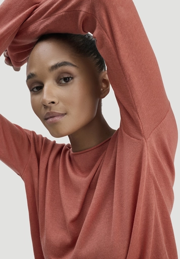 Oversized knit sweater made from TENCEL™ Lyocell with organic cotton - 3