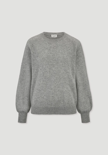 Relaxed knit sweater BETTER RECYCLING made from pure cashmere Relaxed knit sweater BETTER RECYCLING made from pure cashmere