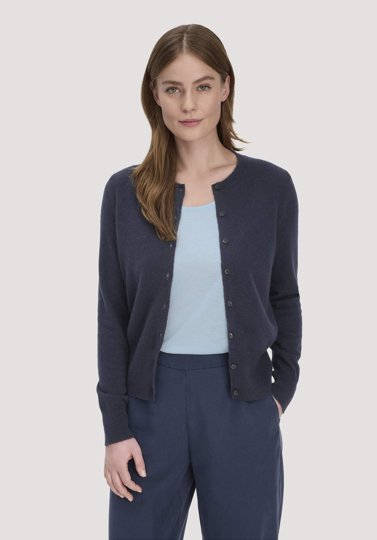 hessnatur Damen Strick Jacke Regular BETTER RECYCLING aus Cashmere - blau Größe XXL
