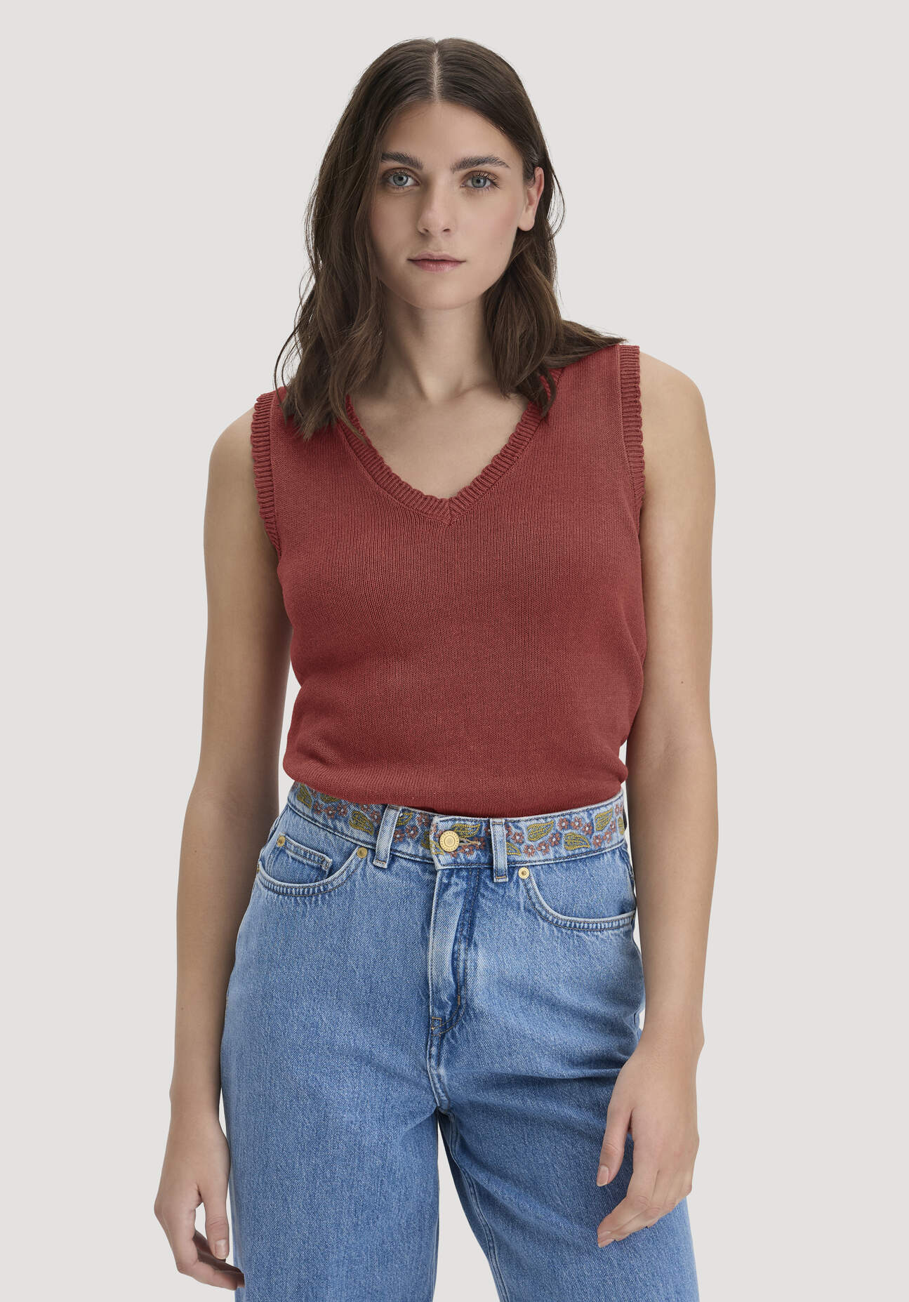 hessnatur Damen Strick Top Regular aus Leinen mit Bio-Baumwolle und LENZING™ ECOVERO - braun Größe L