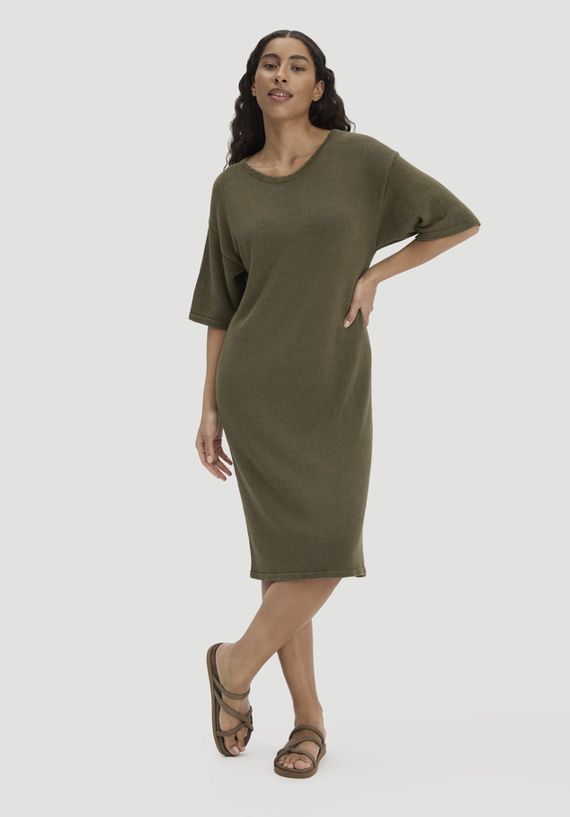 Relaxed knit dress made from linen with organic cotton and LENZING™ ECOVERO™