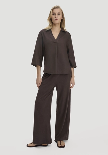 Relaxed blouse made of pure linen - 1
