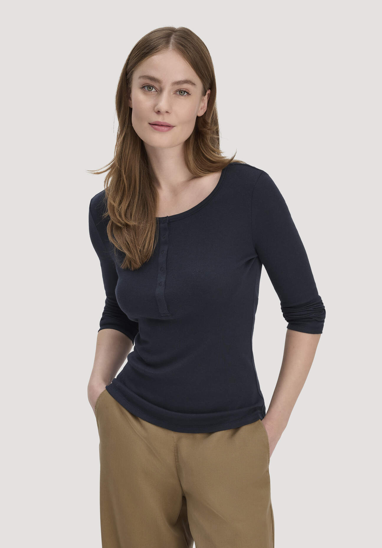 hessnatur Damen Softrib Longsleeve Henley Fitted aus Bio-Baumwolle und Tencel™ Modal - blau Größe 48