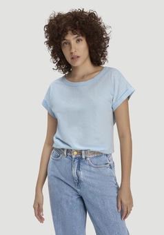 Light slub relaxed T-shirt made from pure organic cotton