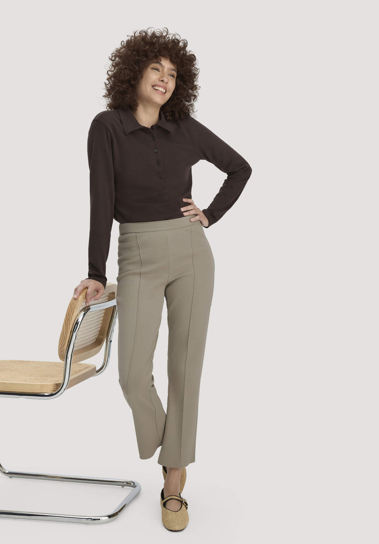 hessnatur Damen Jersey Hose Culotte Slim Leg aus Bio-Baumwolle - beige Größe 40