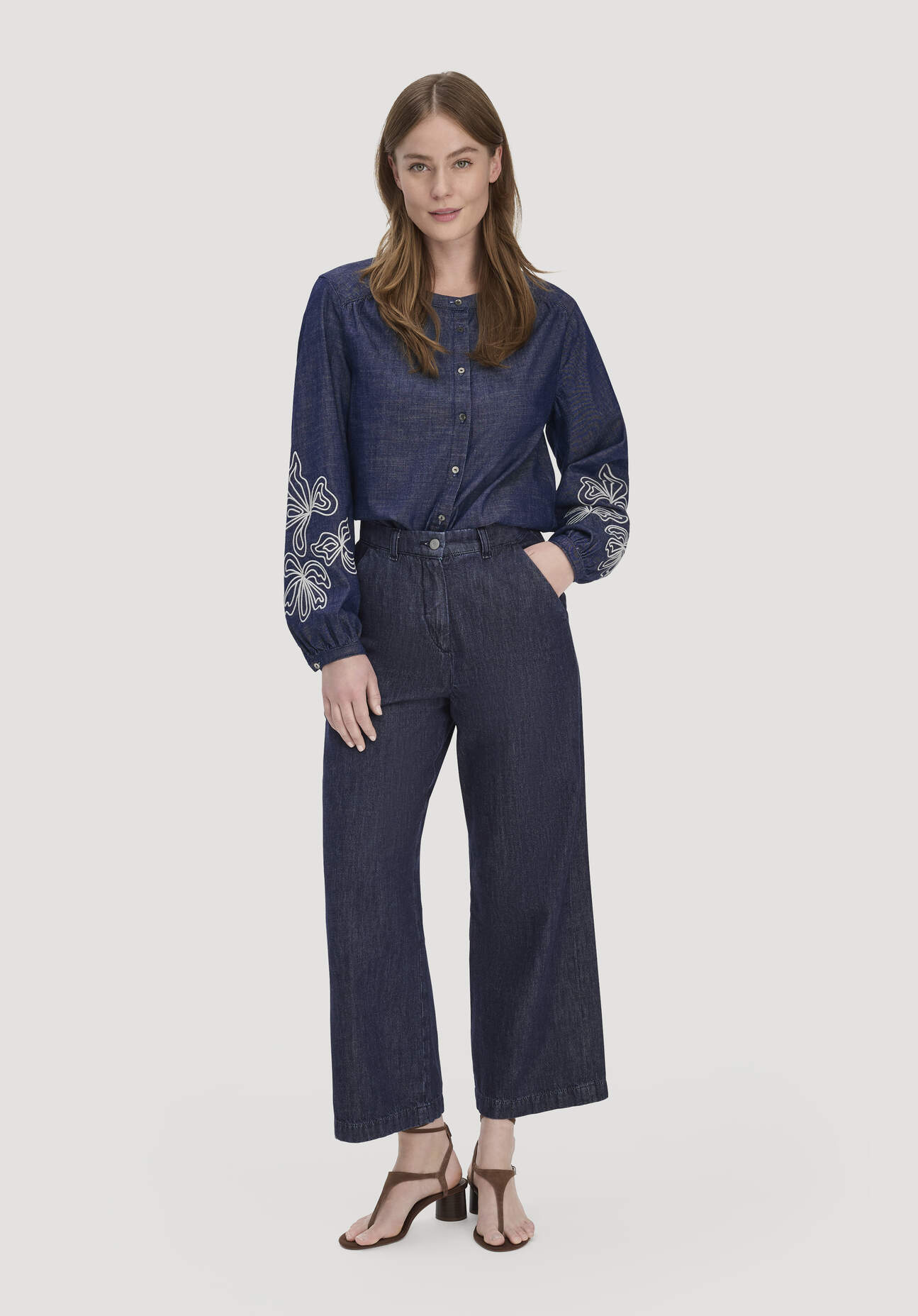 hessnatur Damen Jeans ENNELIE Culotte Wide Leg aus Bio-Denim mit Kapok - blau Größe 29/29