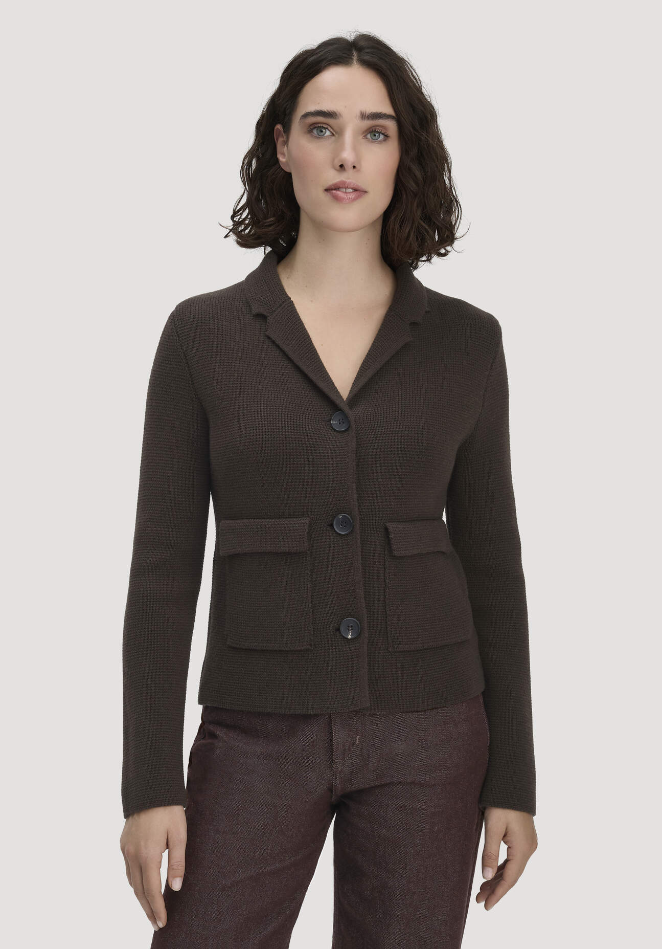 Thumbnail - hessnatur Damen Strick Blazer Regular aus Bio-Baumwolle mit Merinowolle - braun - Größe M