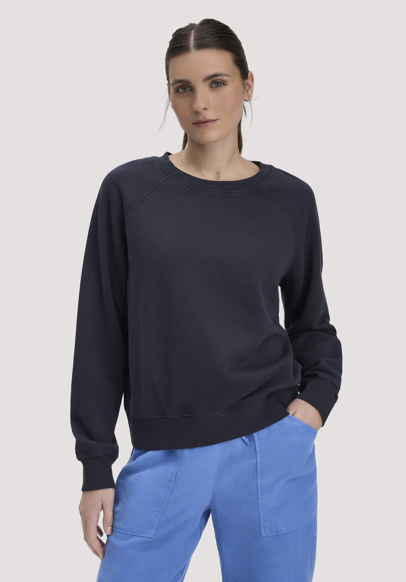 Thumbnail - hessnatur Damen Sweatshirt Oversize aus Bio-Baumwolle - blau - Größe S