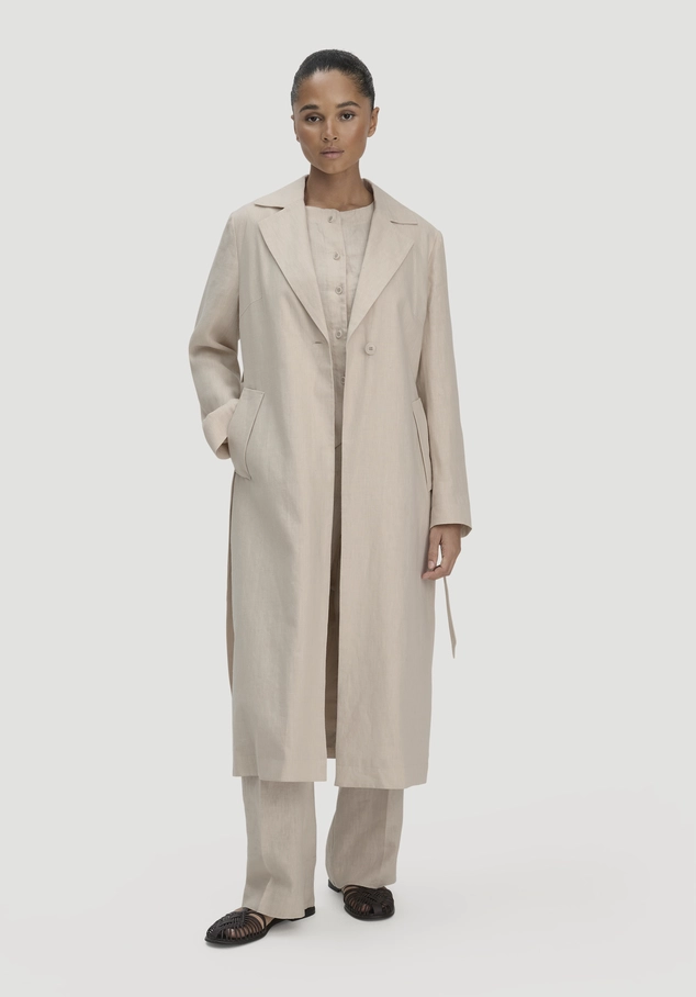 Regular coat made of pure linen