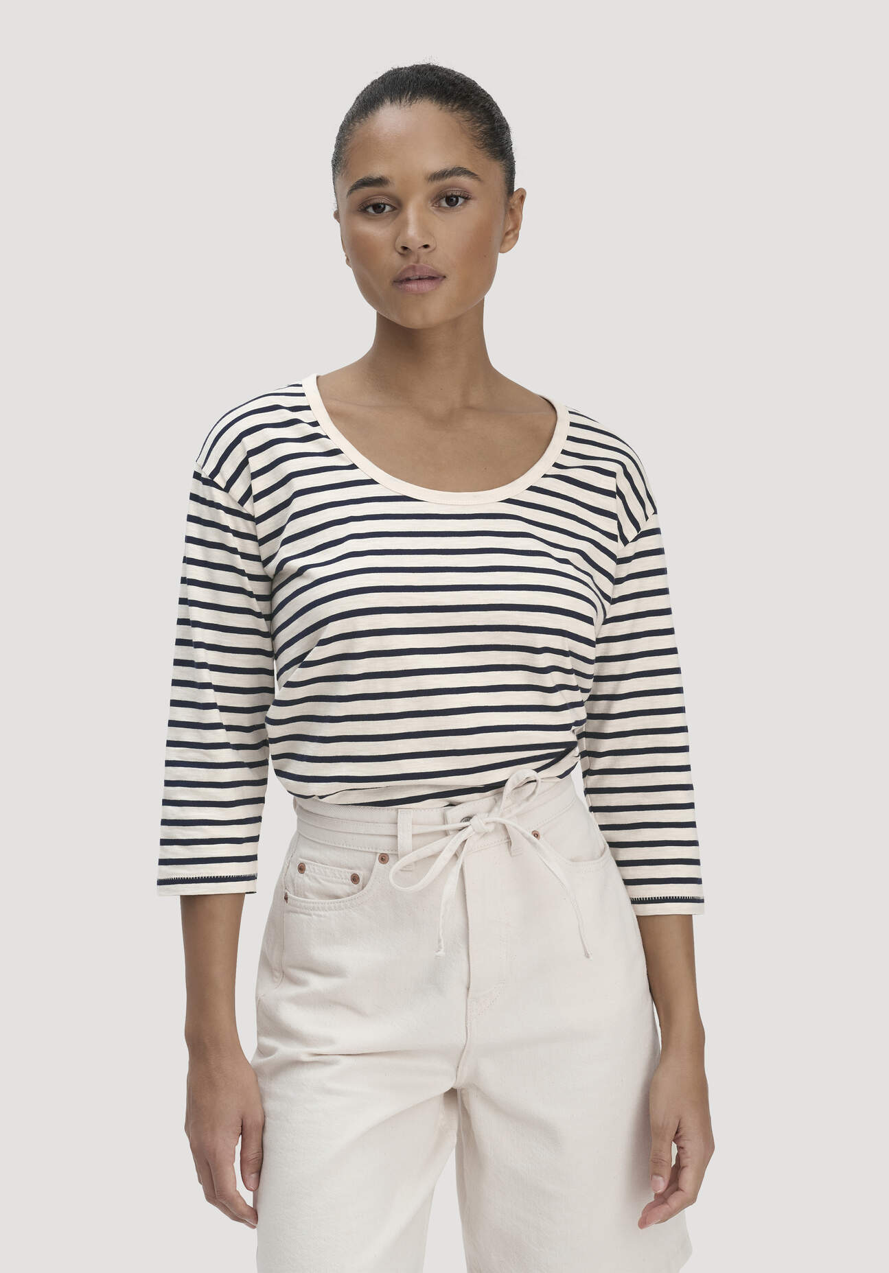 hessnatur Damen Light Slub Streifen Longsleeve Relaxed aus Bio-Baumwolle - blau Größe 34