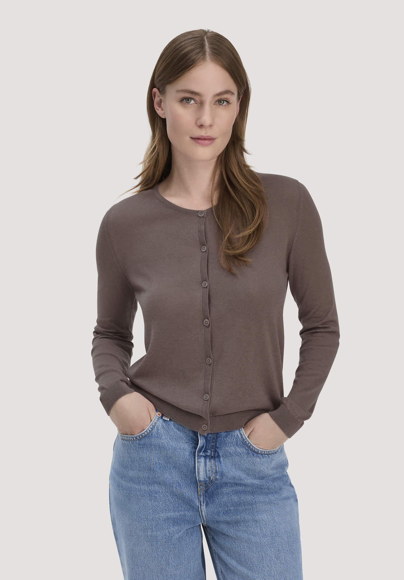 hessnatur Damen Strickjacke Regular aus TENCEL™ Lyocell mit Bio-Baumwolle - braun Größe S