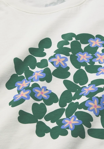 Oversized printed T-shirt by LIV LEE, made from pure organic cotton - 6