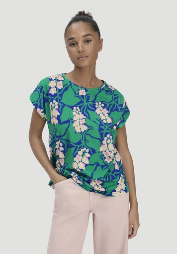 Oversized printed T-shirt by LIV LEE, made from pure organic cotton - 0