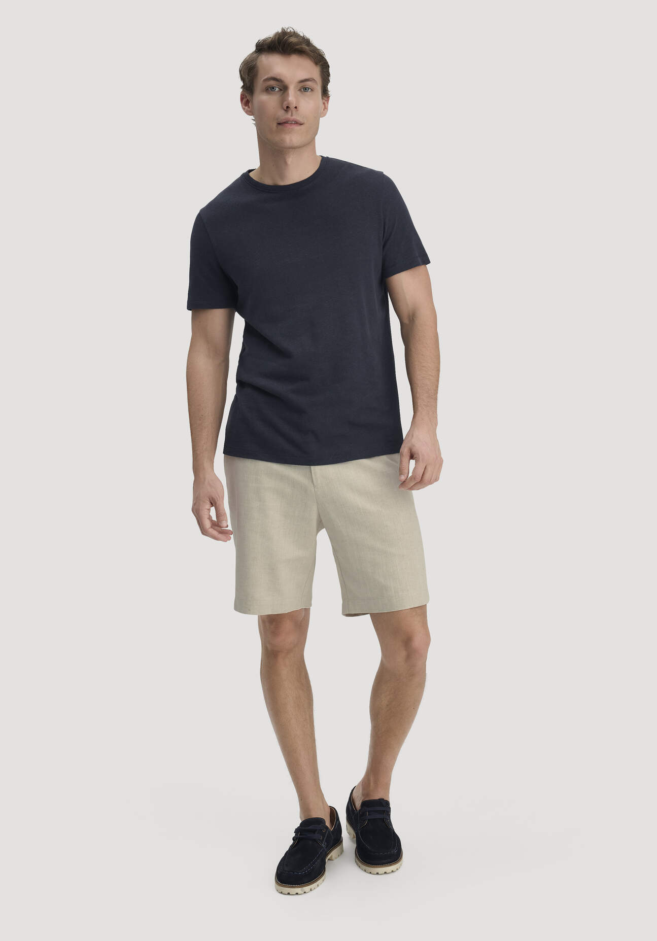 hessnatur Herren Bootsschuh aus chromfrei gegerbtem Nubuk-Leder - blau Größe 44