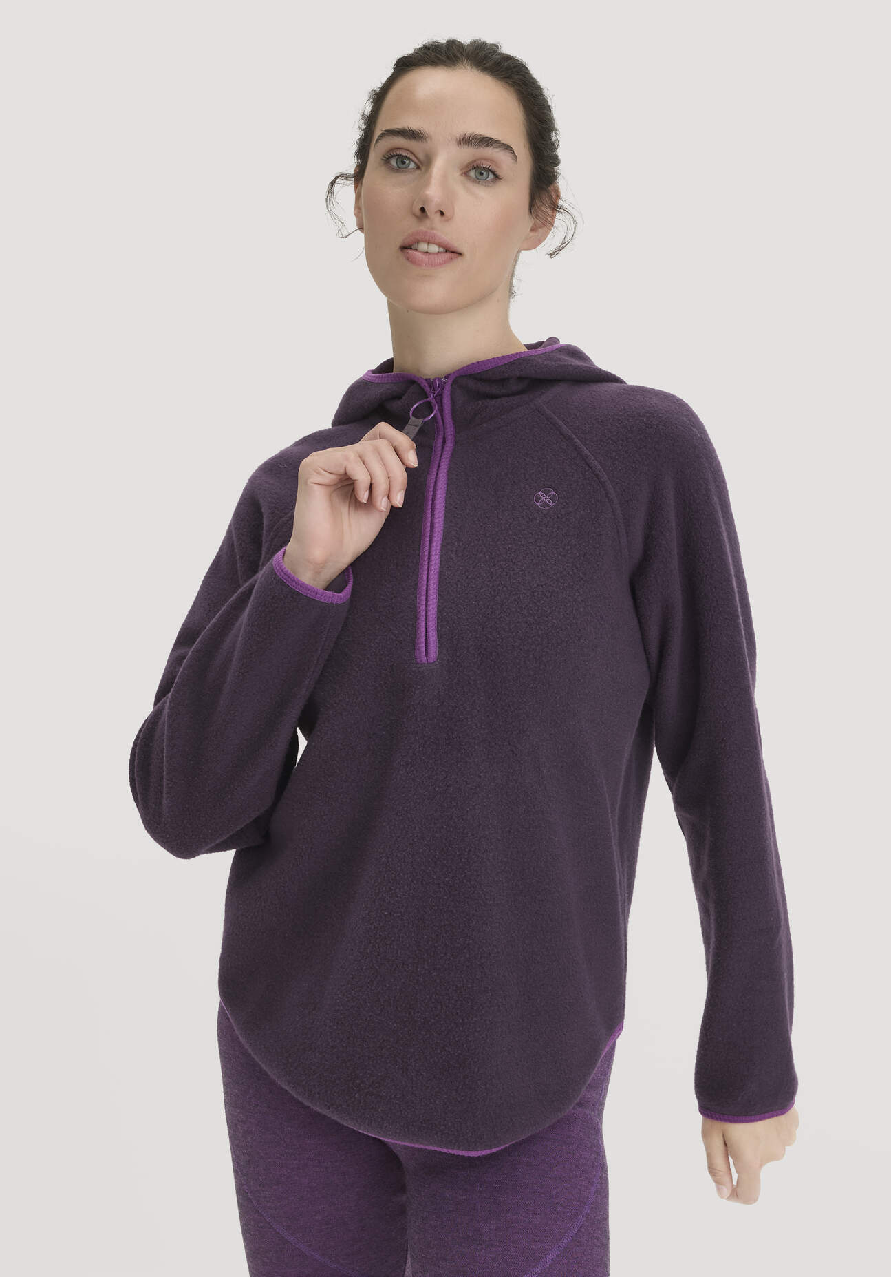 hessnatur Loungewear Fleece Hoodie Relaxed ACTIVE LIGHT aus Bio-Baumwolle - lila GrösseXL