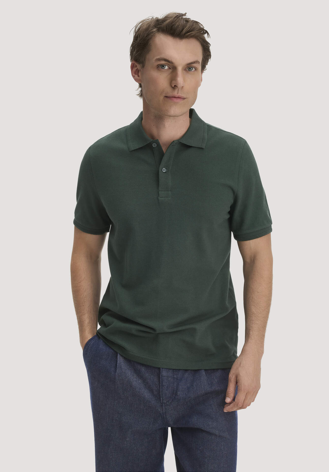 hessnatur Herren Piqué Polo Regular aus Bio-Baumwolle - grün Grösse46