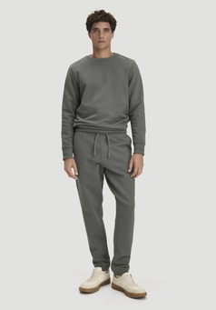 TRIAS Relaxed sweatpants made from organic cotton with recycled cotton
