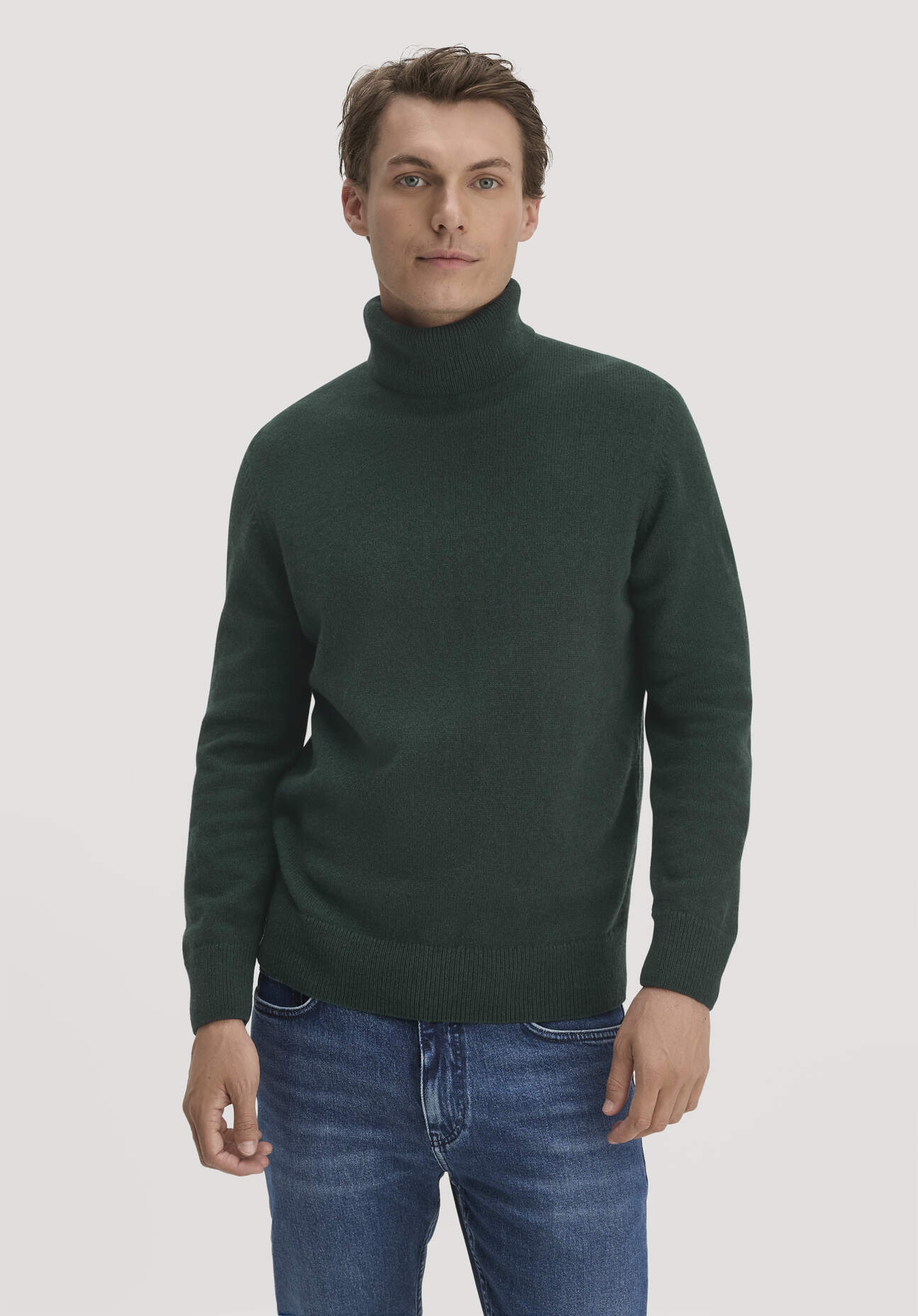 hessnatur Herren Rollkragen-Pullover Regular aus Bio-Merinowolle und Bio-Baumwolle - grün - Größe M
