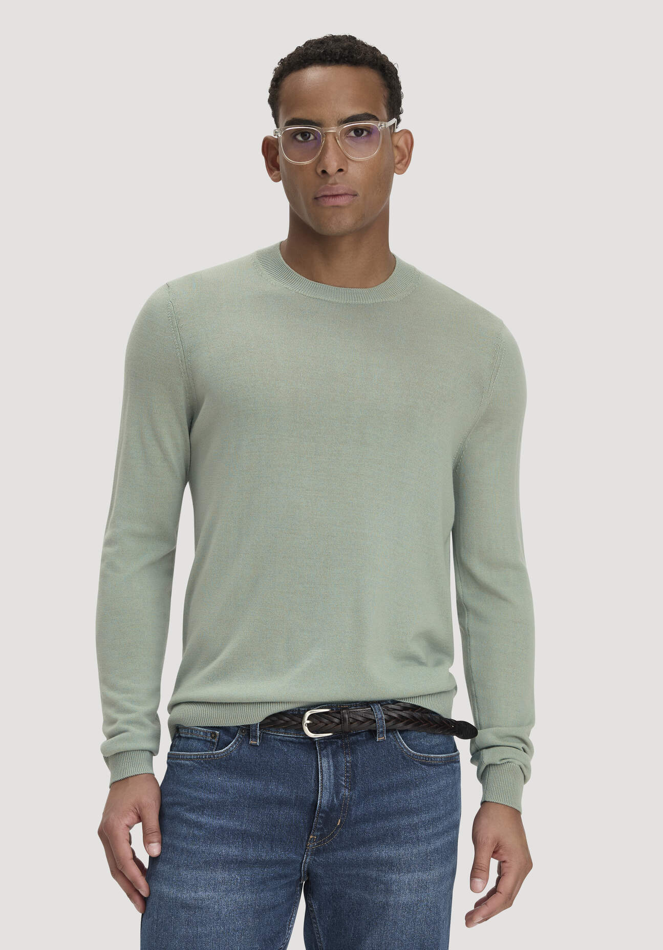hessnatur Herren Pullover Regular aus Bio-Merinowolle - grün GrösseL