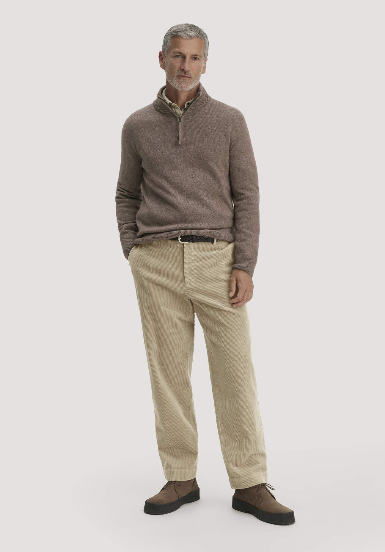 hessnatur Herren Cordhose RONNEL Relaxed aus Bio-Baumwolle - beige Grösse38/32