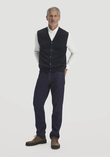 Regular knitted vest made from pure organic merino wool - 1