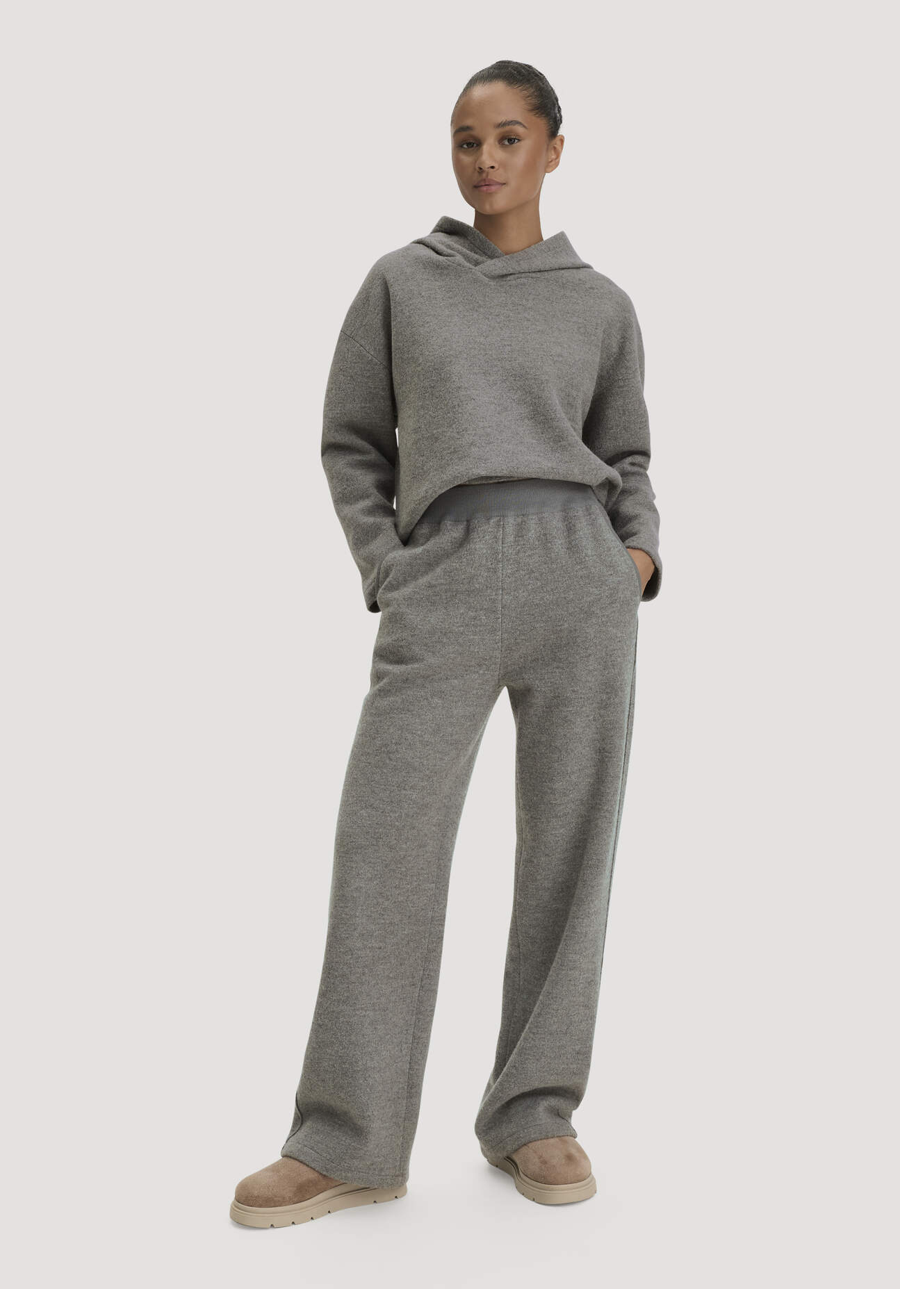 hessnatur Damen Sabot gefüttert aus Rindsvelourleder - beige - Größe 37